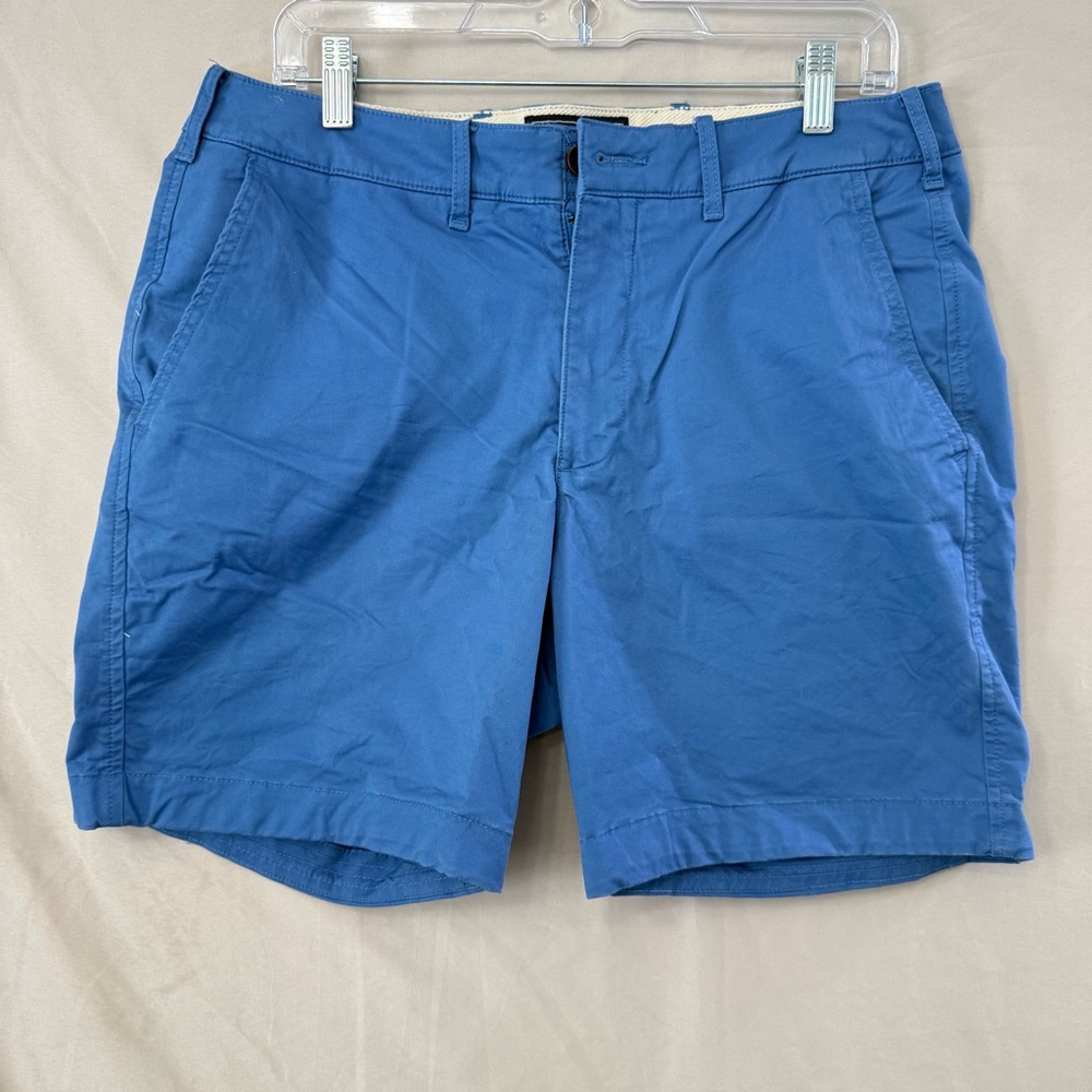 Abercrombie & Fitch Shorts Men’s Size 33 Blue Chino Stretch Flat Front Casual